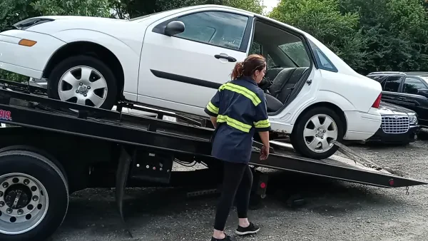 Parker's Towing and Recovery - photo 2
