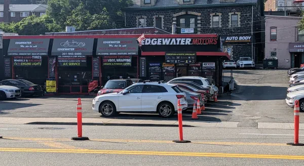 Edgewater Motors - photo 2