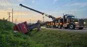 Texans Crown Towing - Heavy Duty & Recovery