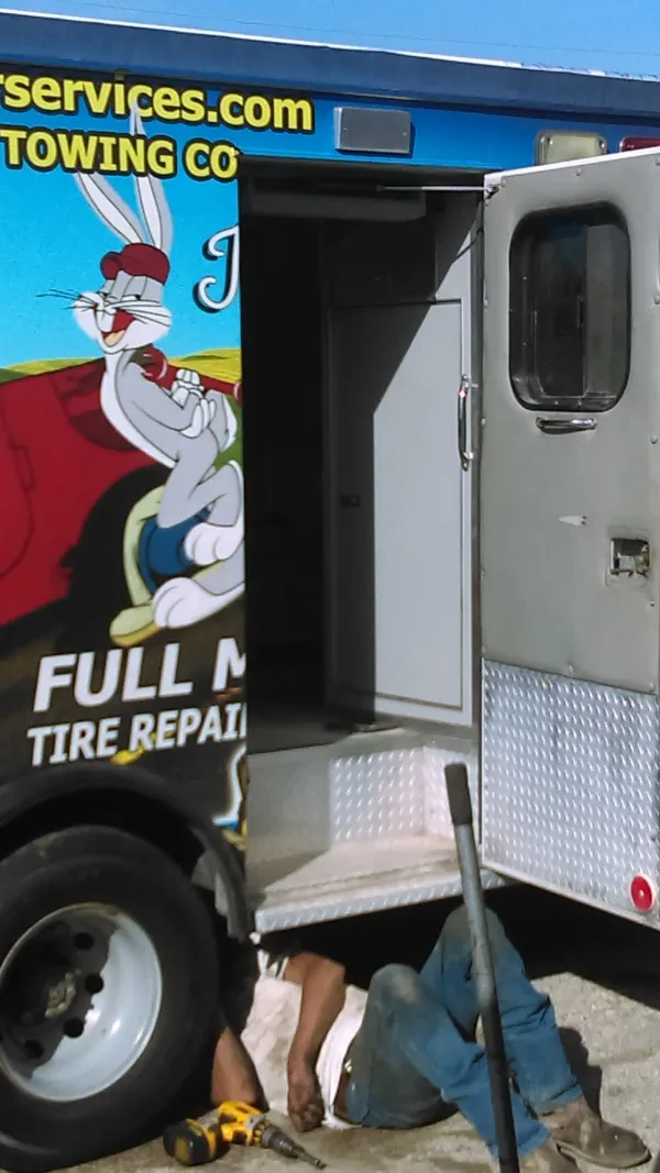ACME Wrecker Service - photo 2