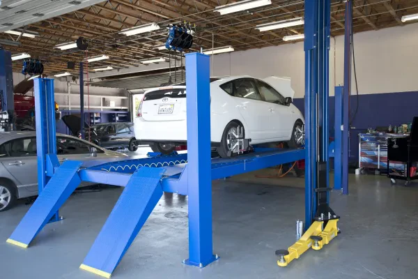 West El Cajon Automotive & Transmission - photo 4