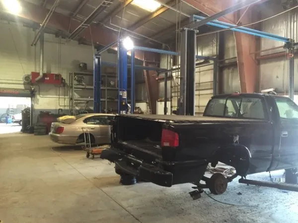 Walt's Auto Inc. - photo 3