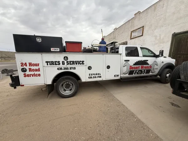 Desert Wrench Tires & Service LLC - photo 3