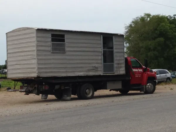 Redwine Towing, LLC - photo 3