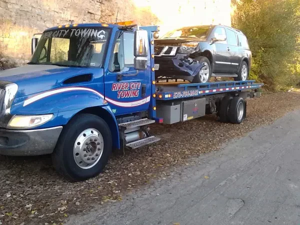 River City Towing & Repair - photo 4