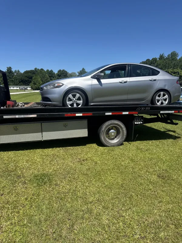 Divadon Transport & Towing LLC - photo 3