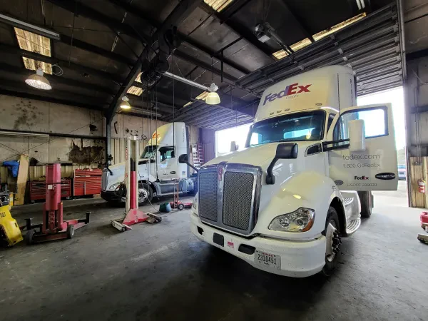 TRUCK AND AUTO - photo 2