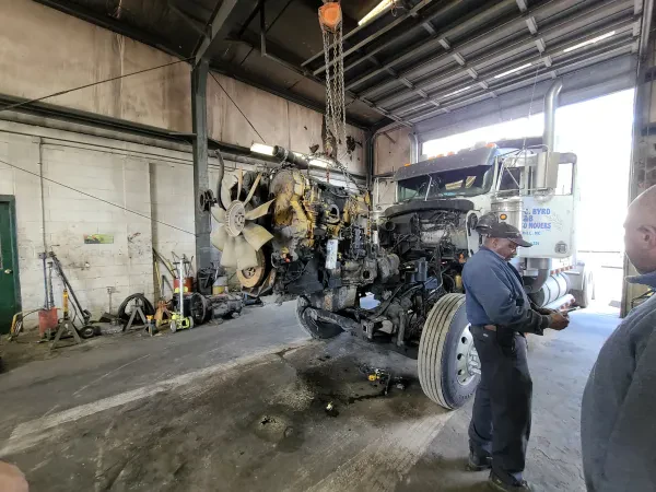 TRUCK AND AUTO - photo 4