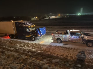 Accelerated Roadside 24/7 Mobile Truck & Trailer Repair