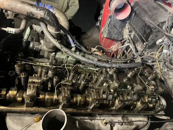 Accelerated Roadside 24/7 Mobile Truck & Trailer Repair - photo 4