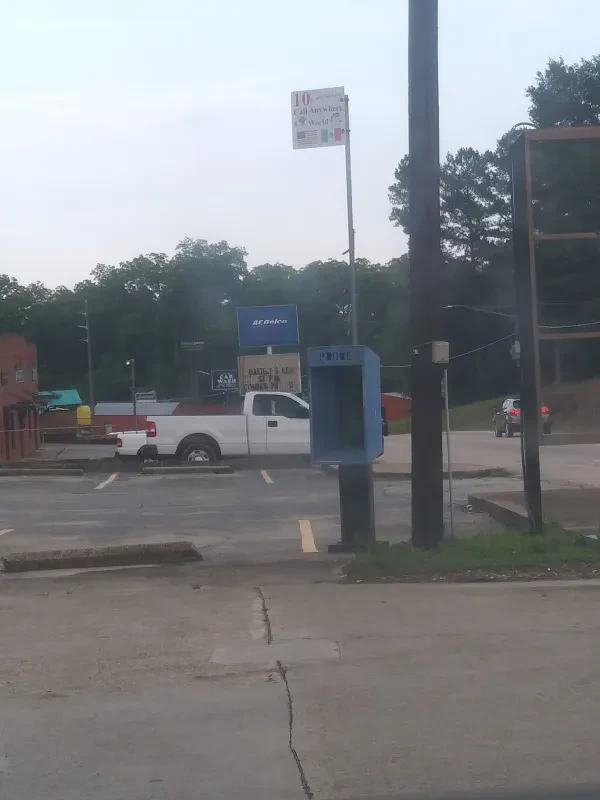 WEEKS AUTO PARTS - photo 2