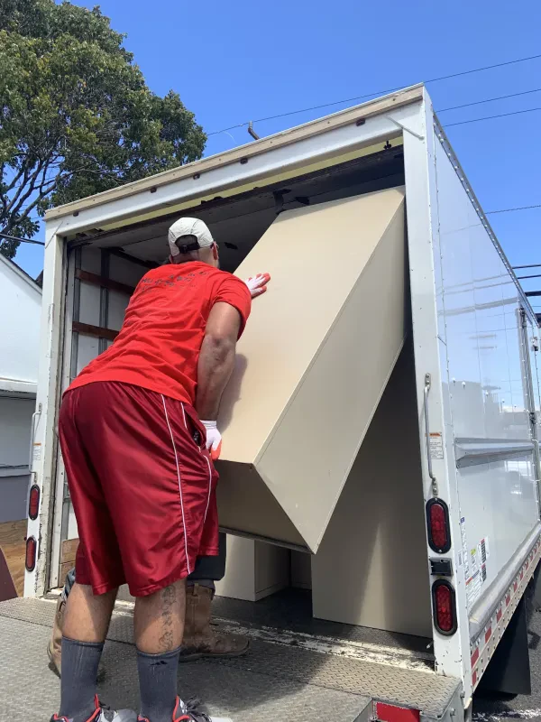 Oahu Junk Removal - photo 3