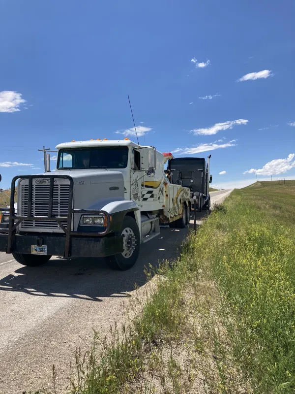 Honey Badger Towing and Recovery LLC - photo 3