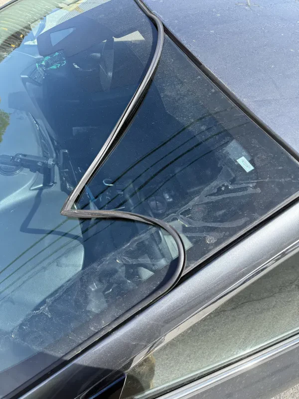 Active Auto Glass Inc - photo 2