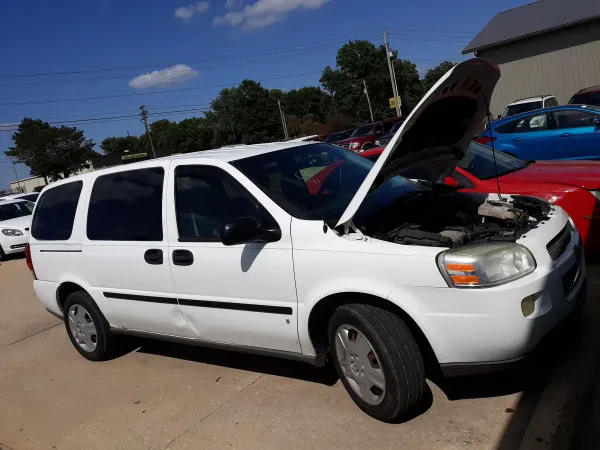 Crossroads Used Cars Inc. - photo 3