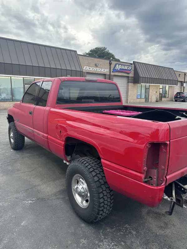 Maaco Auto Body Shop & Painting - photo 4