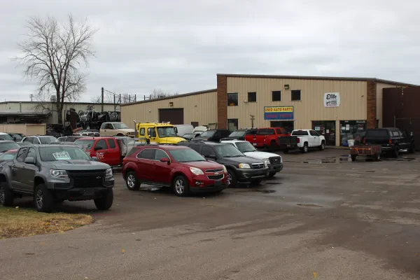 Elite Auto Sales Parts & Body - photo 4