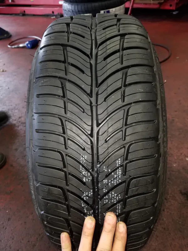Mr. Tire Auto Service Centers - photo 4