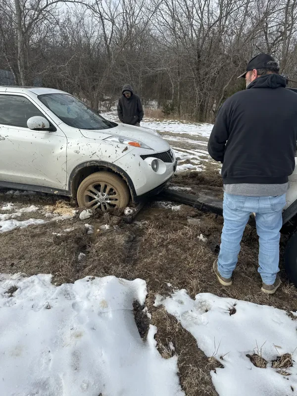 Outlaw Towing and Recovery - photo 3