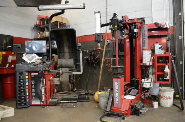 Carroll's Automotive - photo 3