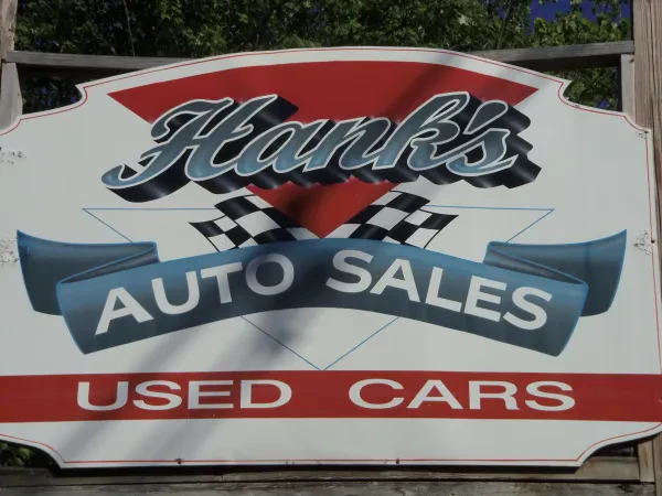HANK'S AUTO SALES - photo 2