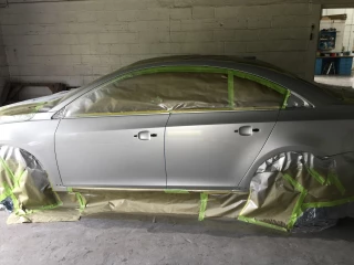 Smith's Body Shop Inc