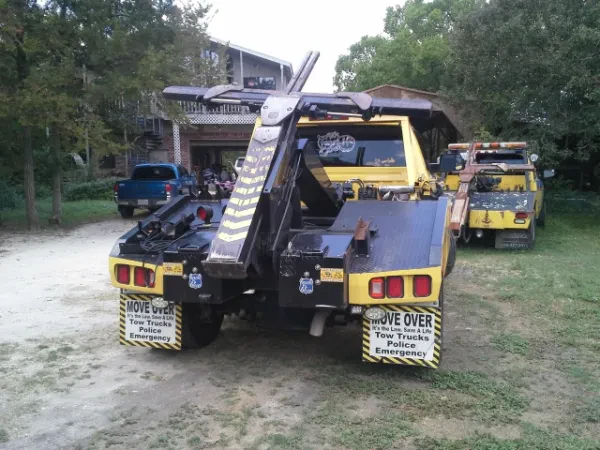 Roadrunners Towing - photo 4