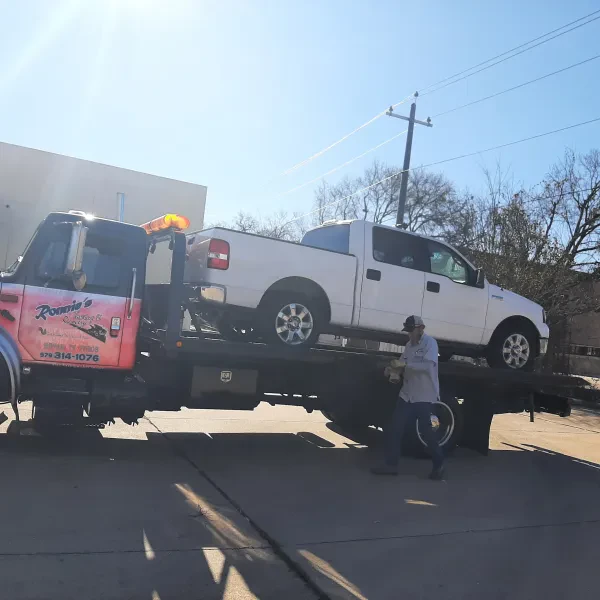 Ronnie's Towing & Recovery - photo 3