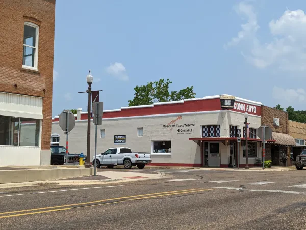 Conn Auto Supply - photo 3
