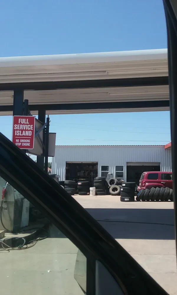 Lees Service-Auto Parts - photo 2