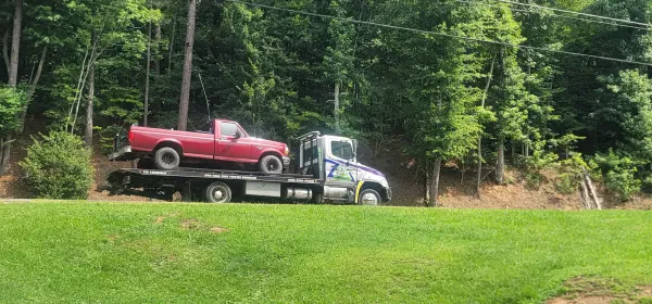 TG Towing LLC Service - photo 2