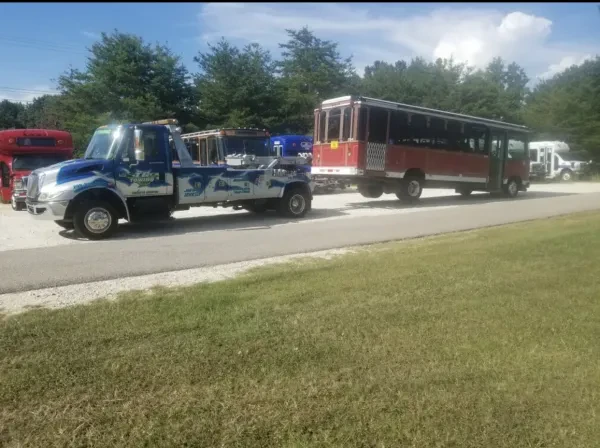 TG Towing LLC Service - photo 4