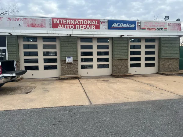 INTERNATIONAL AUTO REPAIR - photo 4