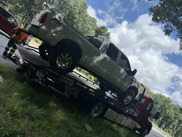 CORNER LOT TOWING - photo 3