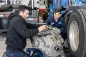 EZ Multi Service Truck Repair and Parts LLC
