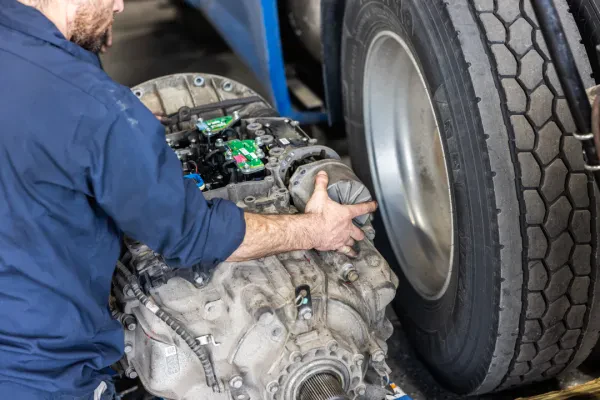 EZ Multi Service Truck Repair and Parts LLC - photo 4