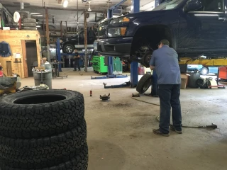 Hall's Garage (Auto Repair & Service)