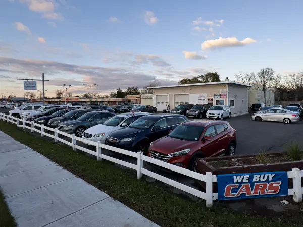 PLATINUM Auto Sales - photo 2