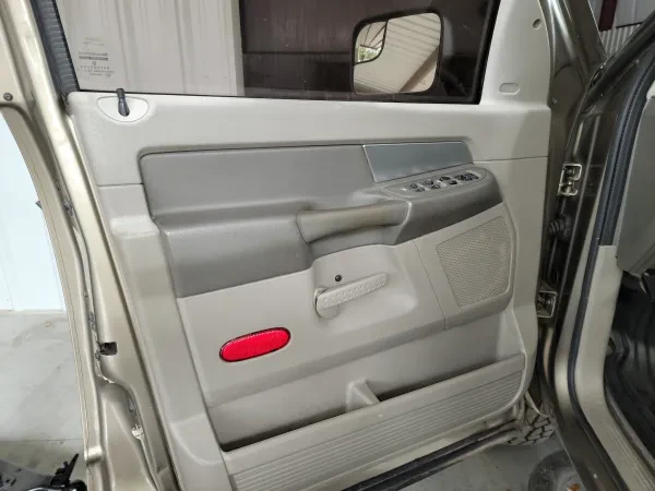Franco's Body Shop - photo 4