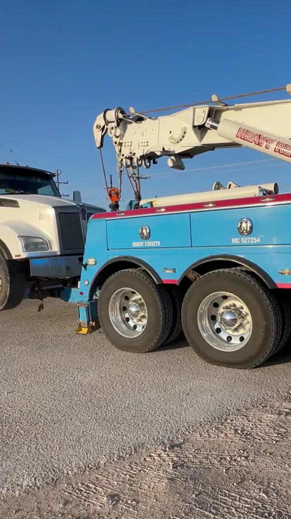 B & B Wrecker Service - photo 2