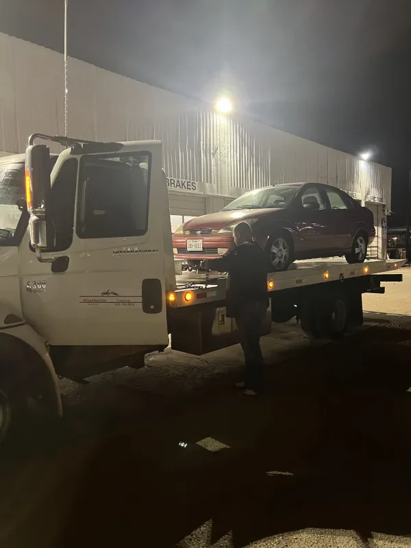 Titan Towing - photo 4