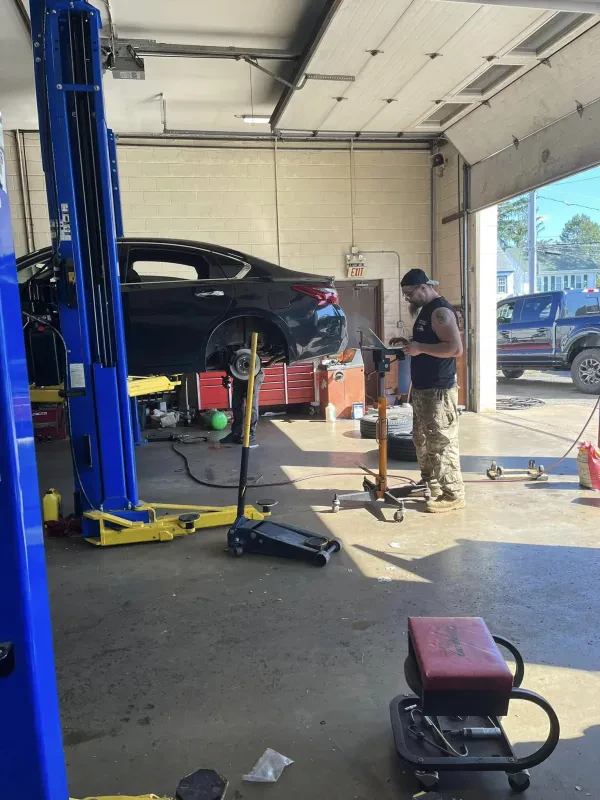 Patriot Auto & Truck Repair - photo 3