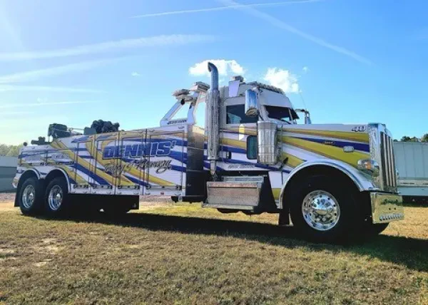 Dennis' Towing & Recovery - photo 3