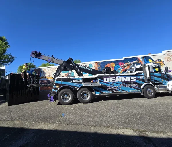Dennis' Towing & Recovery - photo 4