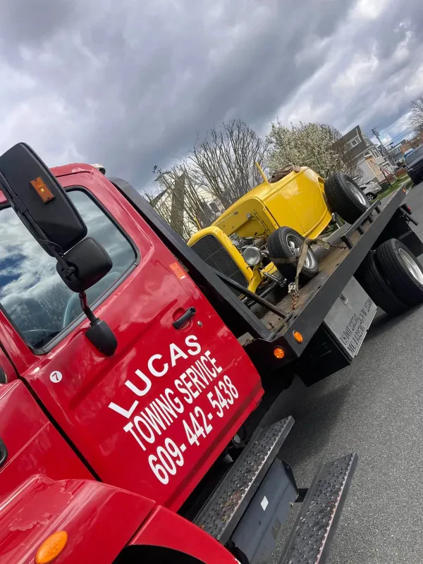 Lucas Towing Service LLC - photo 2