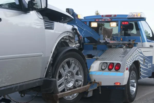 Poplockin 247 - Emergency Roadside Assistance, 24-Hour Local Car Towing Service - photo 2