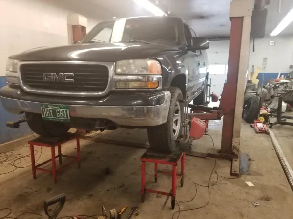 Warren's Garage Inc - photo 4