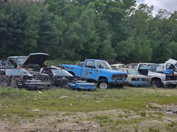 Ferreira's Used Cars & Parts - photo 2