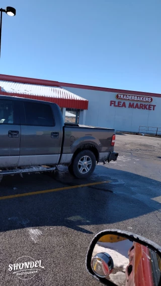 Traderbaker Flea Market