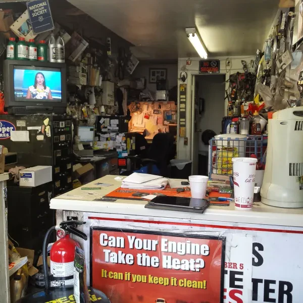 Sherman's Service Center - photo 3
